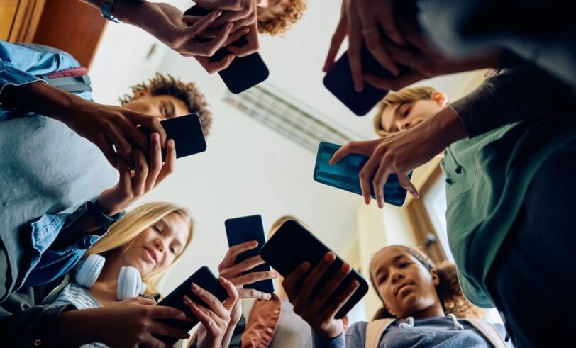 Cell phone bans, cell phones in schools, kids with cell phones, smartphone ban